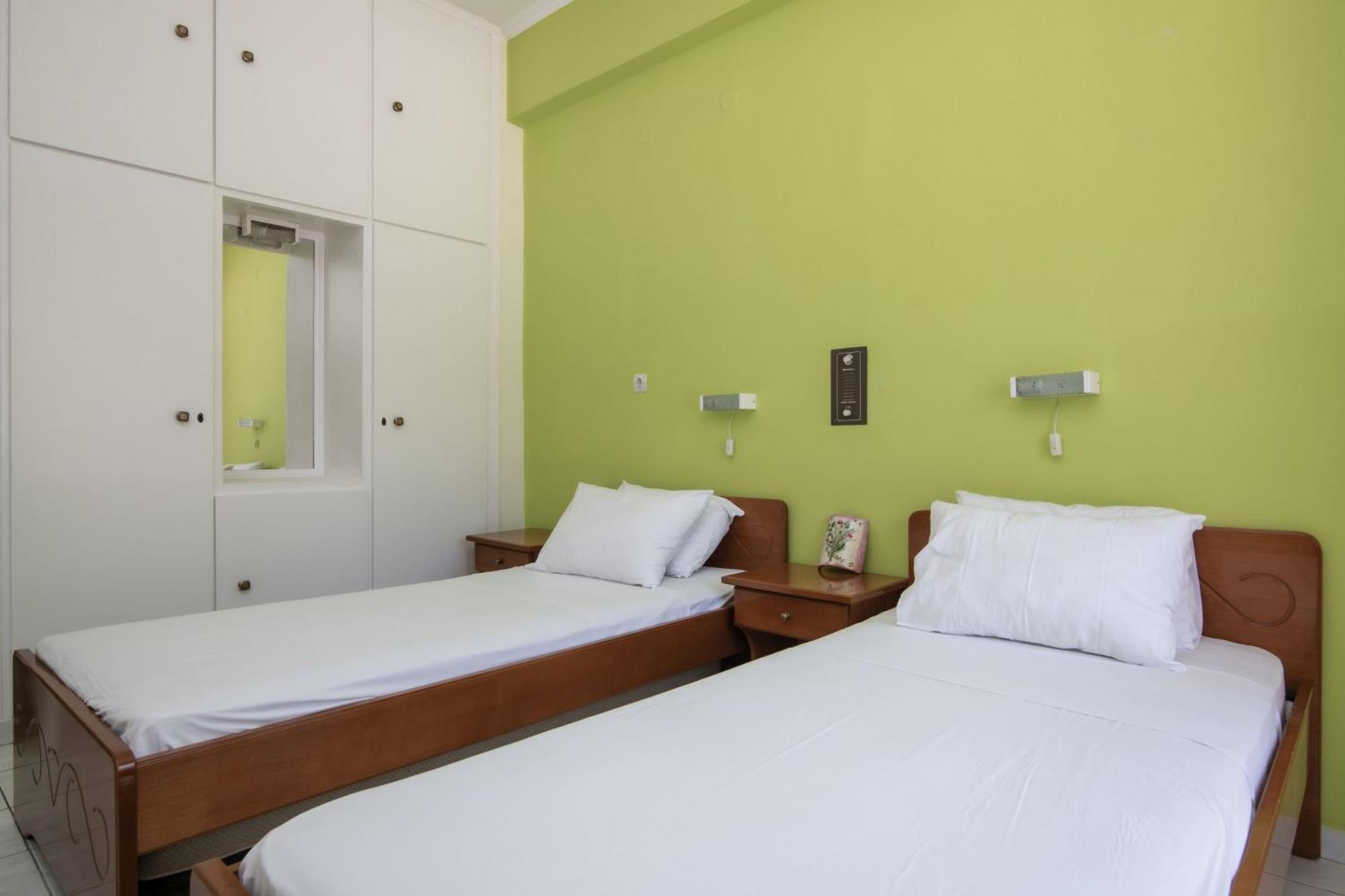 Sunbliss Studios & Apartments อาลีเกส ห้อง รูปภาพ